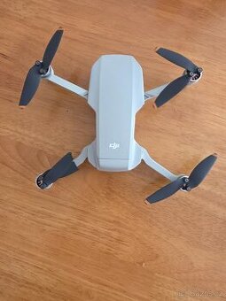Dron Dji Mini 2 SE - 1