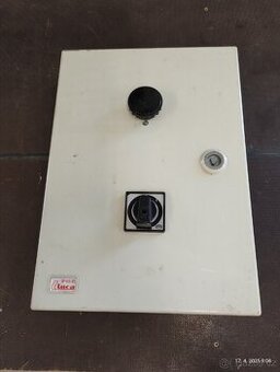 Rozvaděč s reostatem - 1