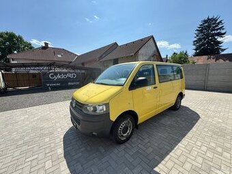 VW Transporter T5 2.0 Tdi 62 kw r.v. 2015 9 míst