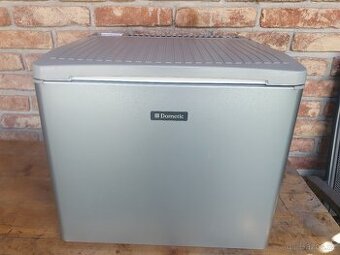 auto lednička Dometic 1200EPG (12V, 230V a plyn)