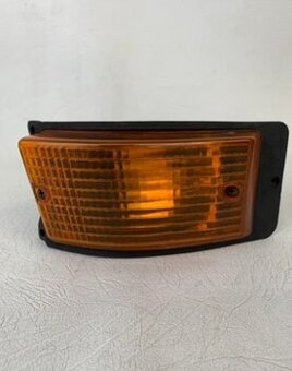 Porsche 944 - L kompletní blinkr do nárazníku