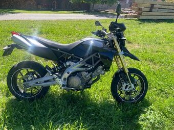 Aprilia Dorsoduro 750