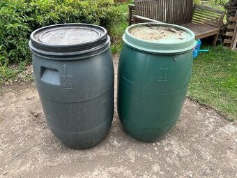 2x Sud na dešťovou vodu 120 l