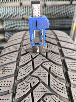 235/45R18 Dunlop Winter Sport 5 - 1