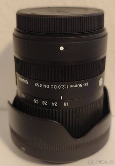 SIGMA 18-50 mm f/2,8 DC DN pro Fujifilm X