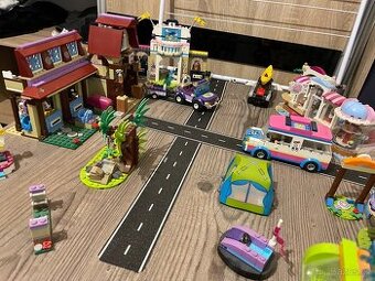 Lego Friends - celý herní panel, návody, náhr. Díly