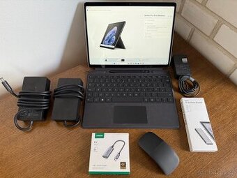 MS Surface Pro 10 i7 16 RAM 1TB Dockina Pen - baterie ~100%