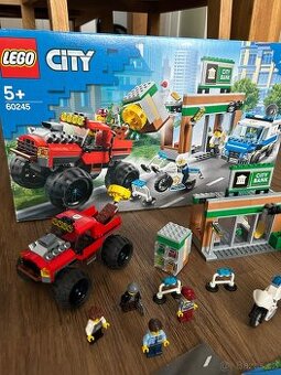 LEGO CITY 60245 KOMPLETNÍ - Loupež s monster truckem