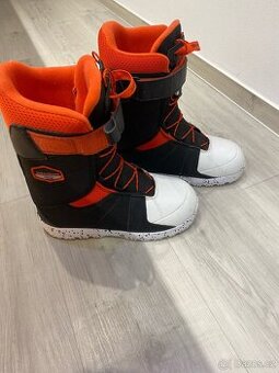 Boty na snowboard