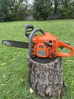 Motorova pila husgvarna 435