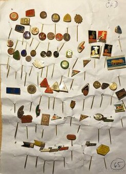 Staré odznaky ČKD - 65 kusů.