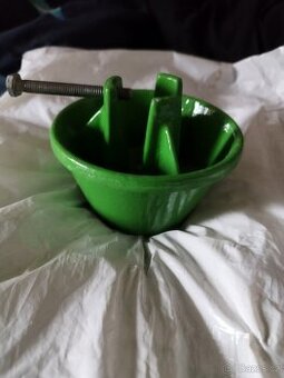 RETRO po babičce Železný stojan na vánoční stromeček