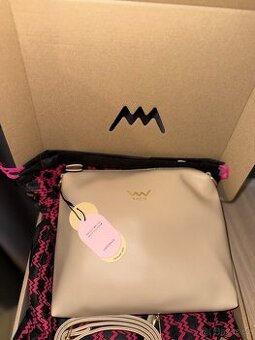 🎁 Nestíháte dárky? Máme pro vás novou kabelku WUCH s dovoze