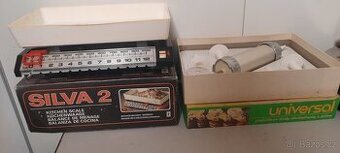 Kuchyňská váha a zdobička