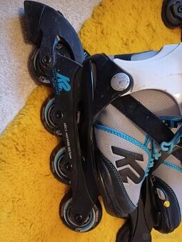 Kolečkové brusle 2x