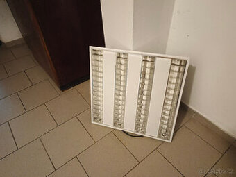 zářivkové světlo