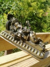 Ganesh ležící Indie mosaz