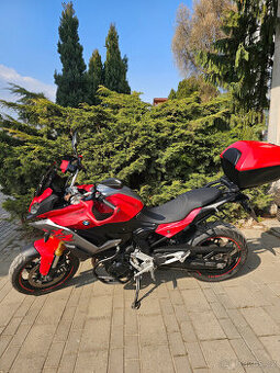 BMW F 900 XR