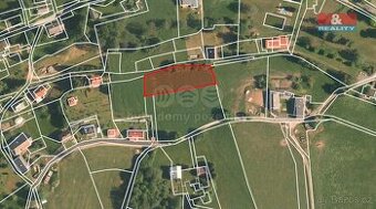 Prodej pozemku k bydlení v Českých Petrovicích 1704m2.
