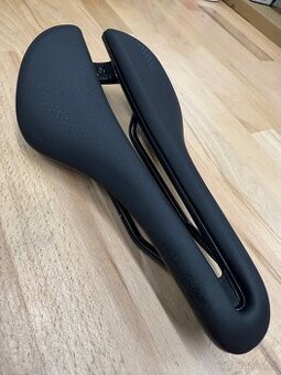 Sedlo Bontrager Aeolus Comp - 1