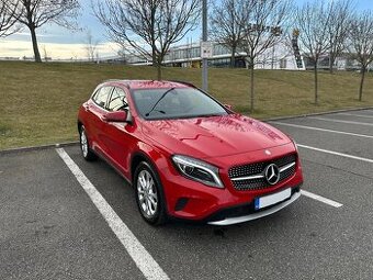 Mercedes-Benz GLA 200D 4MATIC, automat, ČR, pěkný stav