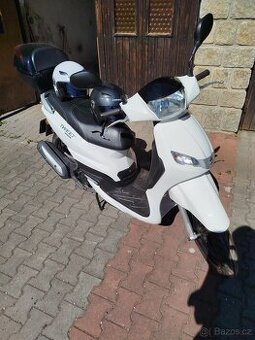 Peugeot tweet 125i