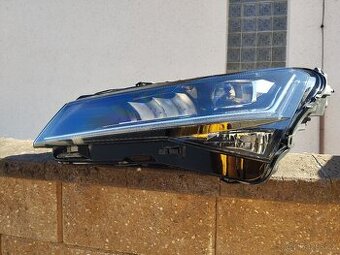 Nové full led světlomety Superb III fl