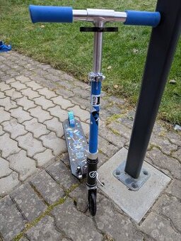 Dětská koloběžka Oxelo MID 1 Robot Blue