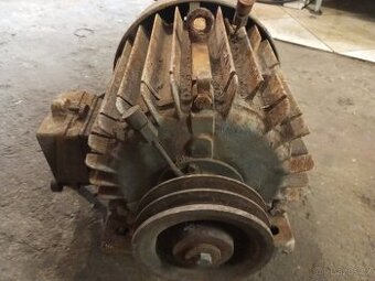 Motor z kotoučové pily 8kw