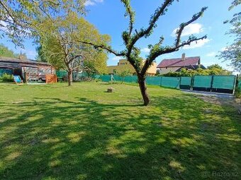 Pronájem zahrady 450m2 v Říčanech