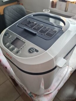 Domácí pekárna Tefal