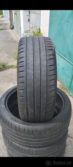 205/40/18 Michelin