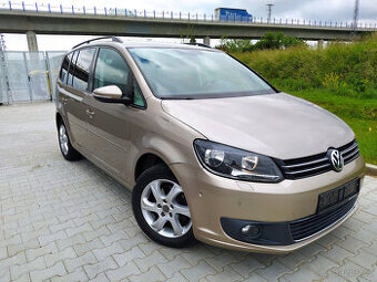 VW Touran 1.6 TDi CR, navi, tempomat, webasto.