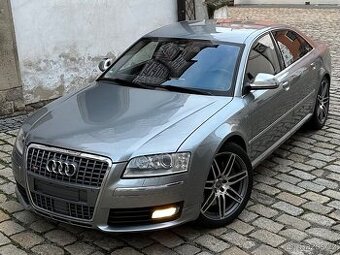 Audi s8 v10 sběratelský kousek