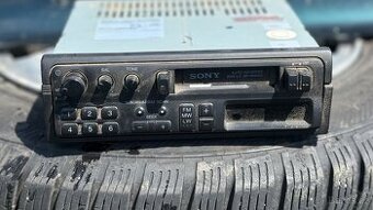 Dobové radio na kazety Škoda Felicia