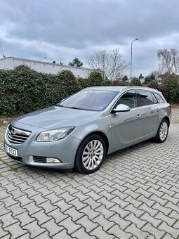 Opel Insignia Tourer 2.0cdti/118kw, Cosmo, pěkný vůz