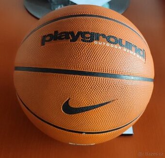 Basketbalový míč Nike velikost 6