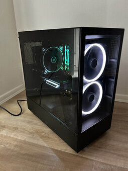 ZÁRUKA - Herní PC RTX 4070, Ryzen 7 5700X, 2TB SSD, 32GB RAM