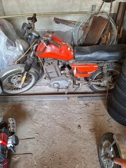 MZ 250
