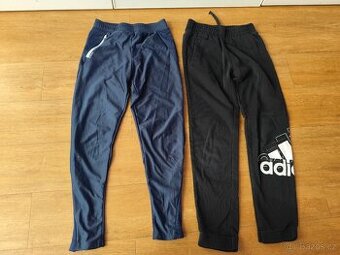 Sportovní tepláky Decathlon 134 a Adidas 140