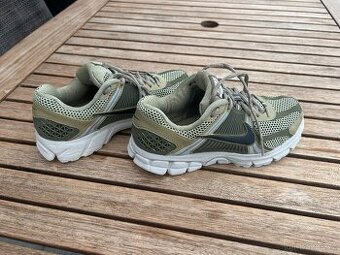 Nike Zoom Vomero 5, vel.38.5