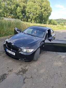 Bmw e92 ..3serie. Benzin 2.5L. 160kw ...2008 rok