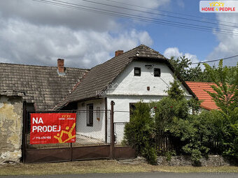 prodej chalupy se stodolou v obci Karlov - Nepomuk