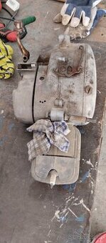 Motor Jawa 50 - 1
