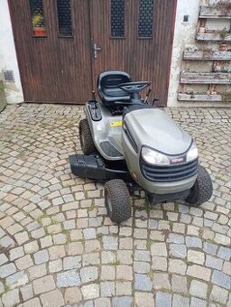 Zahradní traktor