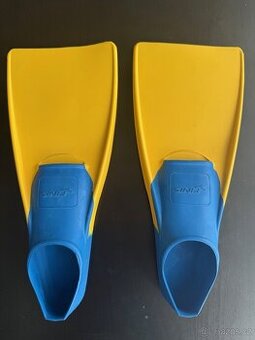 Ploutve Finis vel. 33-35