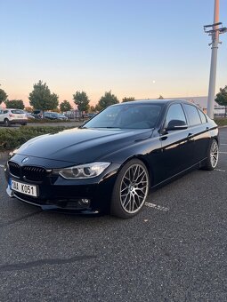 BMW 330d F30, TOP STAV