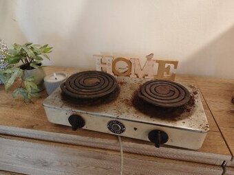 Retro vařič plotýnka spirála elektrický 1964 úklid