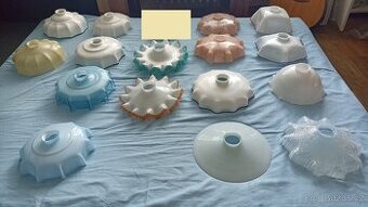 Různé typy stahovacích lustrů s velkým výběrem stínítek