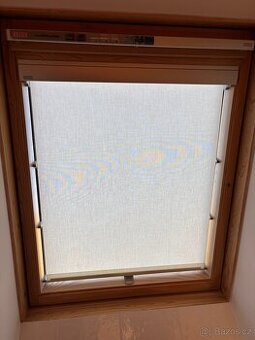Velux zaluzie pro stresni okno GGL M04